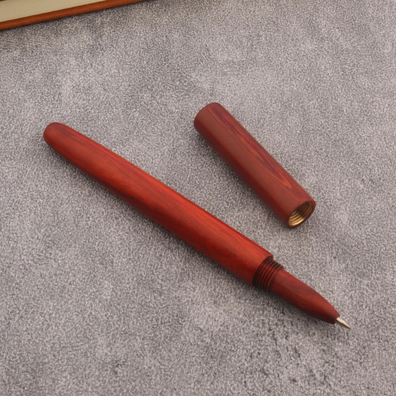 

Красная деревянная шариковая ручка Chouxiongluwei
