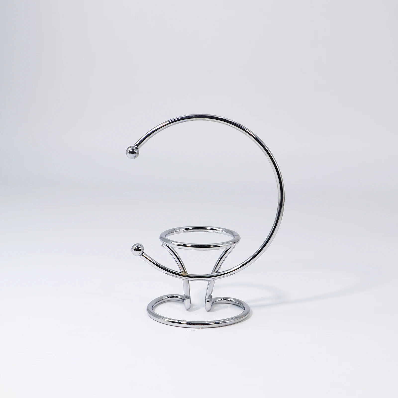 

Металлическая подставка для хрустального шара