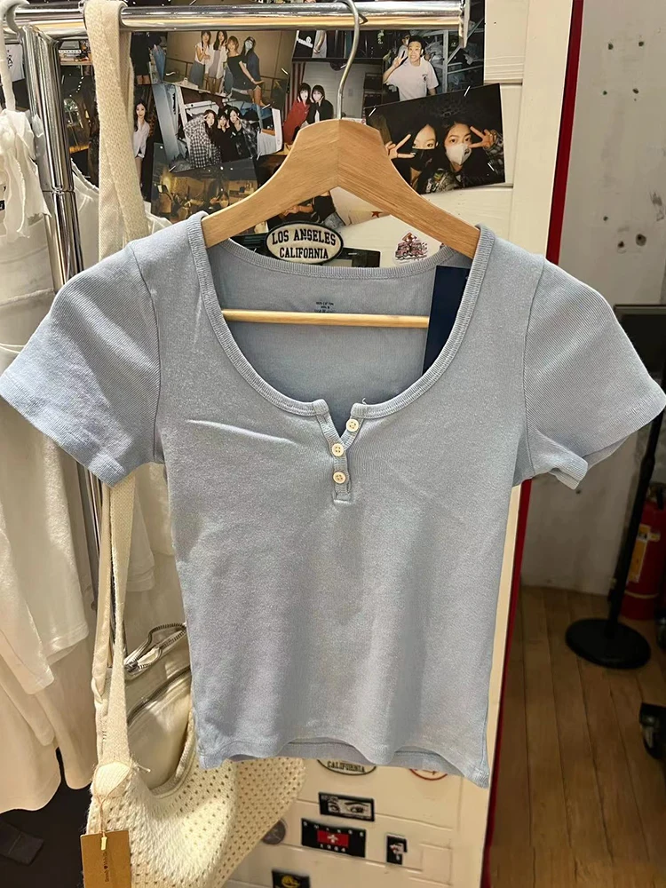 

Sweet Button Ribbed Slim Tees Women Cute Cotton Short Sleeve T-shirts Female Casual Vintage Crop Top Summer Y2k Clothes 2023