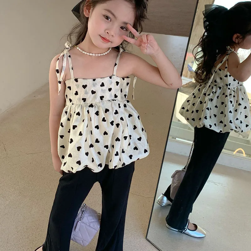 

Girls' Set Ins Children's Wear 2023 Summer Korean Edition Girls' Love Sling Top+Black Flare Pants Two Piece Set 4-59