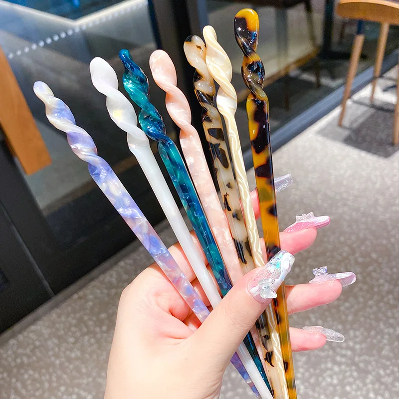 

Simple and Elegant Acetate Hairpins Women Girls Hairstyle Tools Geometric Marble Leopard Hairclips Stick Fashion Hair Accessory