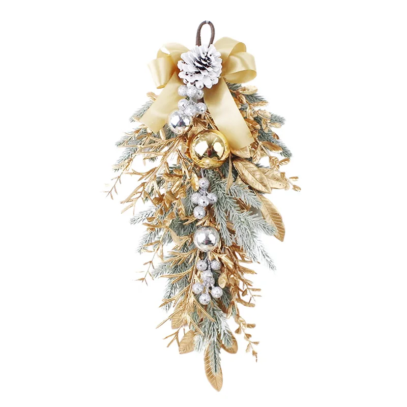 

Золотой искусственный венок из ротанга