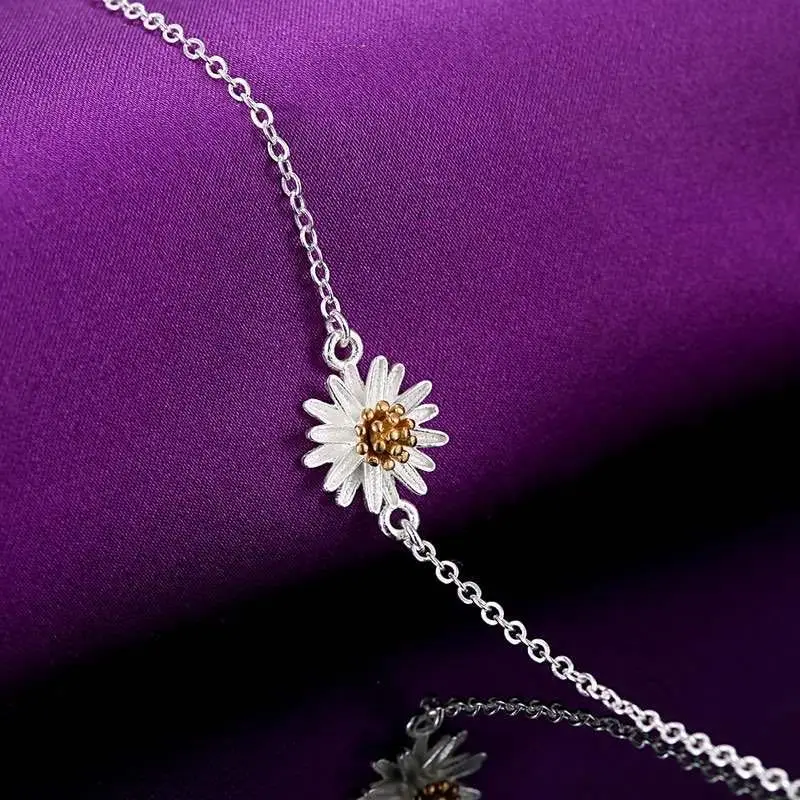 

New Bracelet Fashion and Cute Korean Daisy Bracelet jewelry Fashion TRENDY