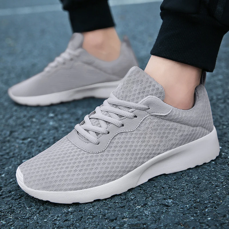 Men Casual Sneakers Free Shipping Mesh Breathable Couple Shoes Lace Up Lightweight Cushioning Road Running Shoes for Women