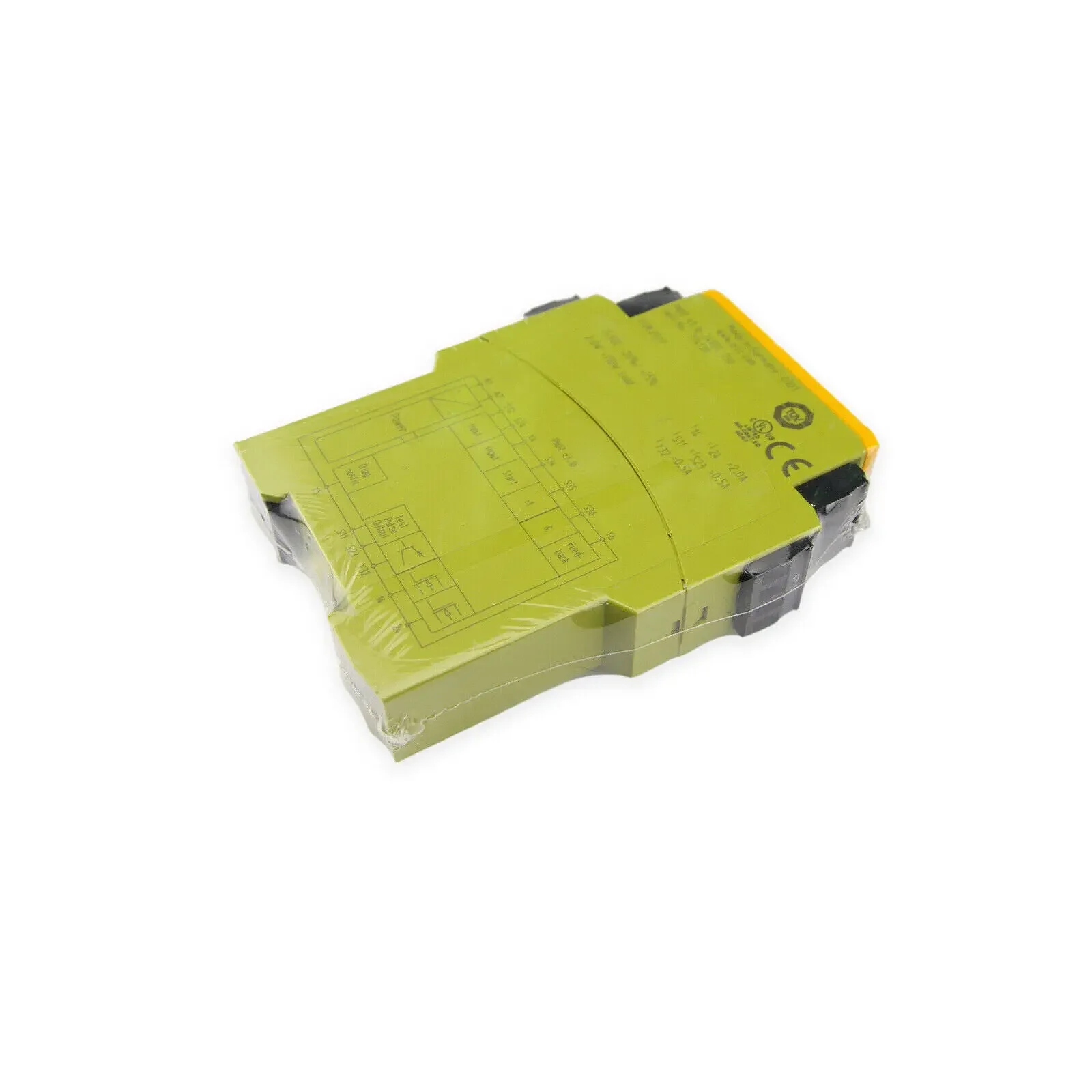 В наличии новое оригинальное реле безопасности 774139 PNOZ e3.1p 24VDC 2so