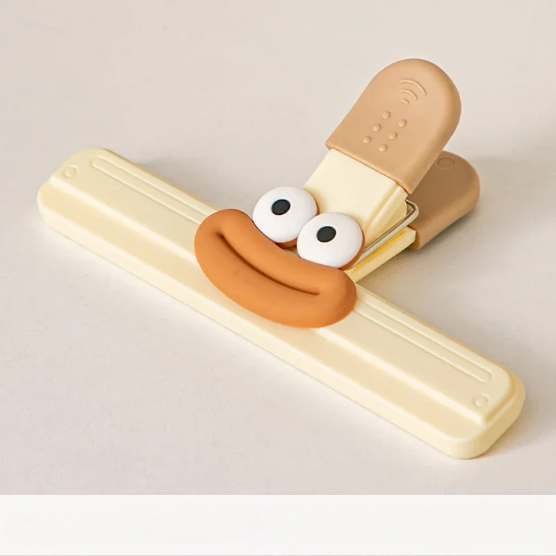 

Зажим для пакетов желтый пластиковый