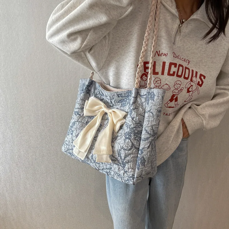 Fashionable Women's Shoulder Bag with Butterfly Knot and Pleats, Large Capacity Tote Bag for Commuting in 2023