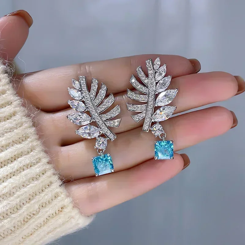 Сверкающие серьги-капли в форме листа с небесно-голубыми аксессуарами для ушей CZ