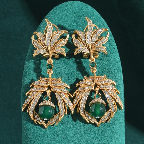 LOVE GREEN LIVE GREEN Серьги-капельки из стекла зелёного цвета