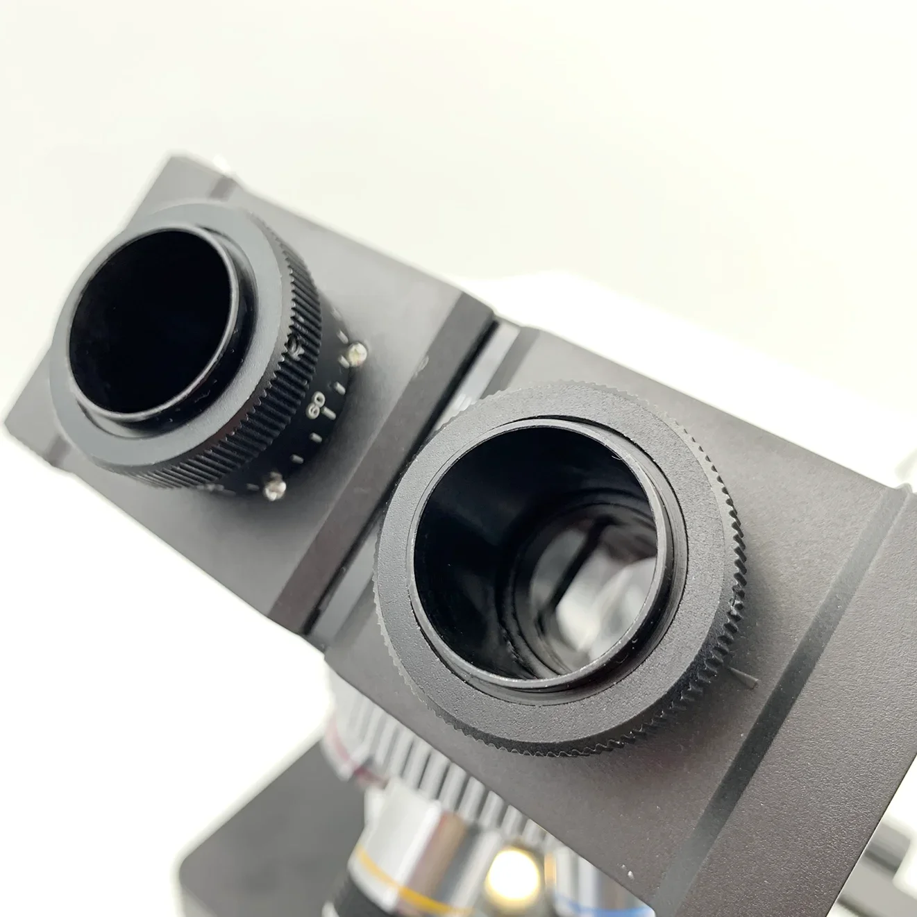 Самый дешевый Биологический микроскоп