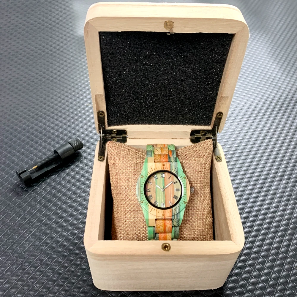 Sustainable Bamboo Watch with Minimalist Design All-Natural Bamboo Wristwatch Eco-Friendly Timepiece for Men and Women Gifts