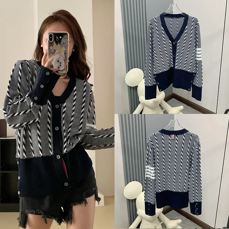 

High Quality Korean Fashion TB Chaopai Contrasting Thick V-neck Wool Knit Cardigan Loose Fitting New Early Autumn Coat Versatile