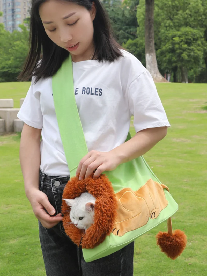 

Cat Carry Bag Pet Out Backpack Bag Portable Folding Breathable Muppet Bag for Cat Pets Cartoon Canvas Lion Cat Bag