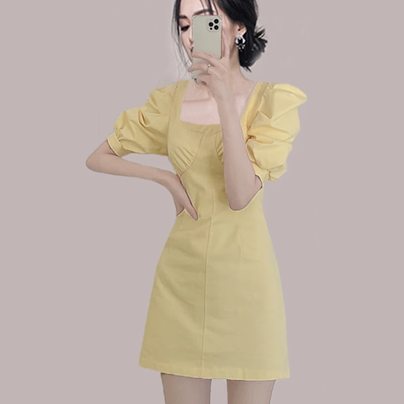 

Новое модное шикарное летнее желтое мини-платье JSXDHK, элегантное женское облегающее платье-трапеция с квадратным воротником и пышными рукав...