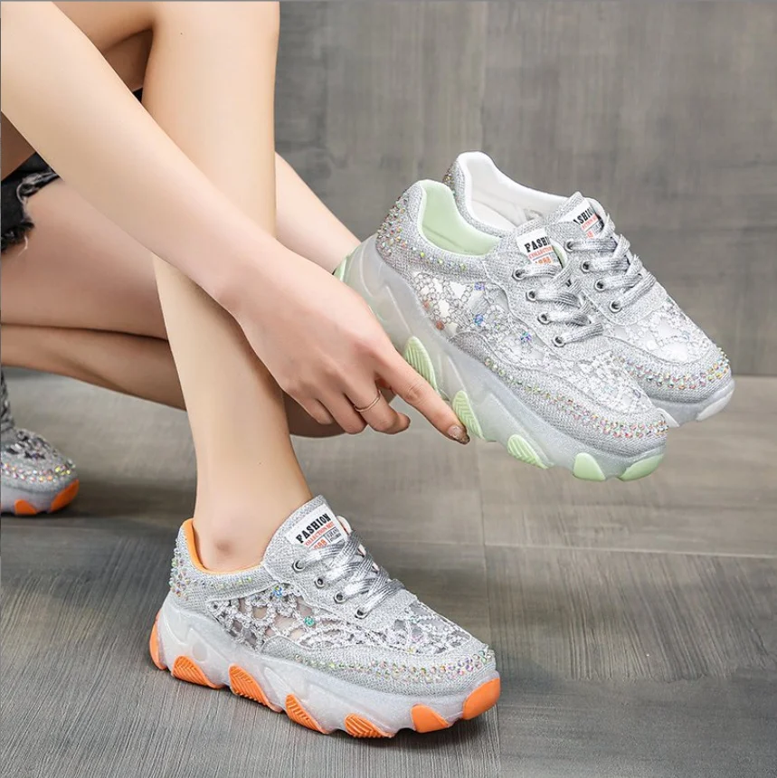 

Brand Spring Trend Women Transparent Sneakers Harajuku Ladies Platform Jelly Shoes Laser Casual Shoes Shining Running Footwear