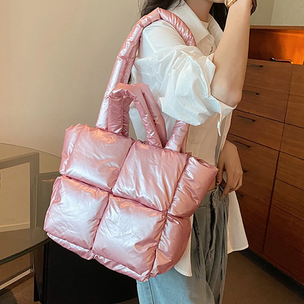 

Cotton Padded Women Shoulder Bag Puffy Down Space Bag Designer Plaids Quilted Handbag Soft Light Shopper Tote Bags for Women New