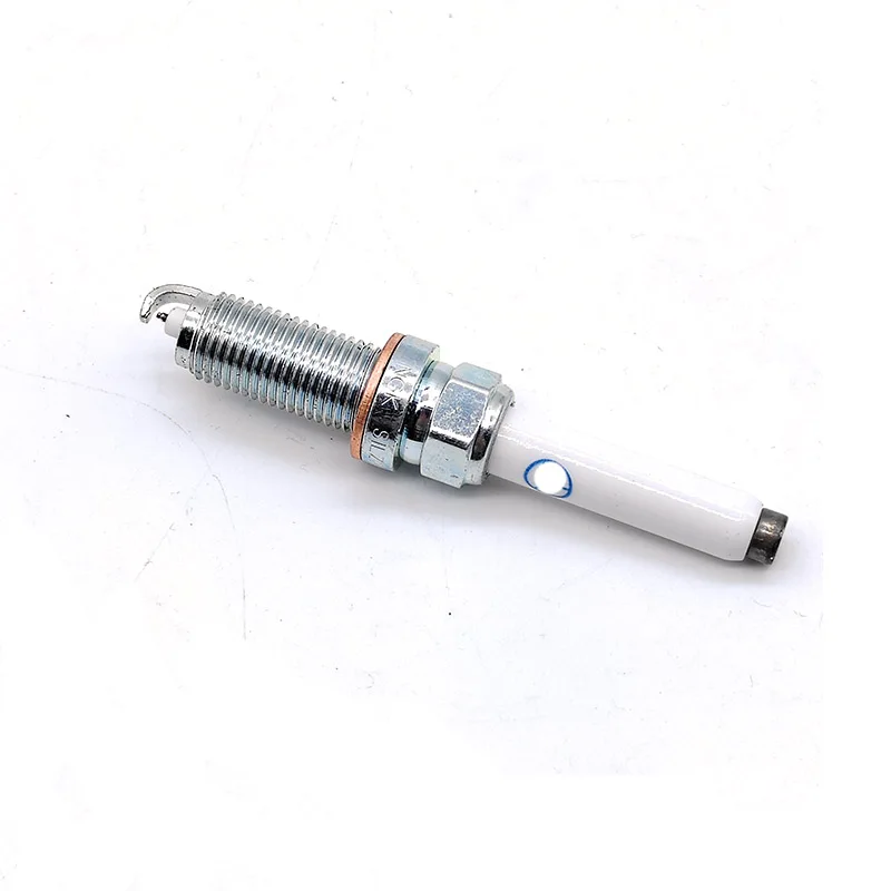 

4 шт. свечи зажигания двигателя для двигателей Mercedes W176 W246 C117 W205 S205 C205 X156 W463 X222 M270 M133 M177 M274 M176 A 0041597503