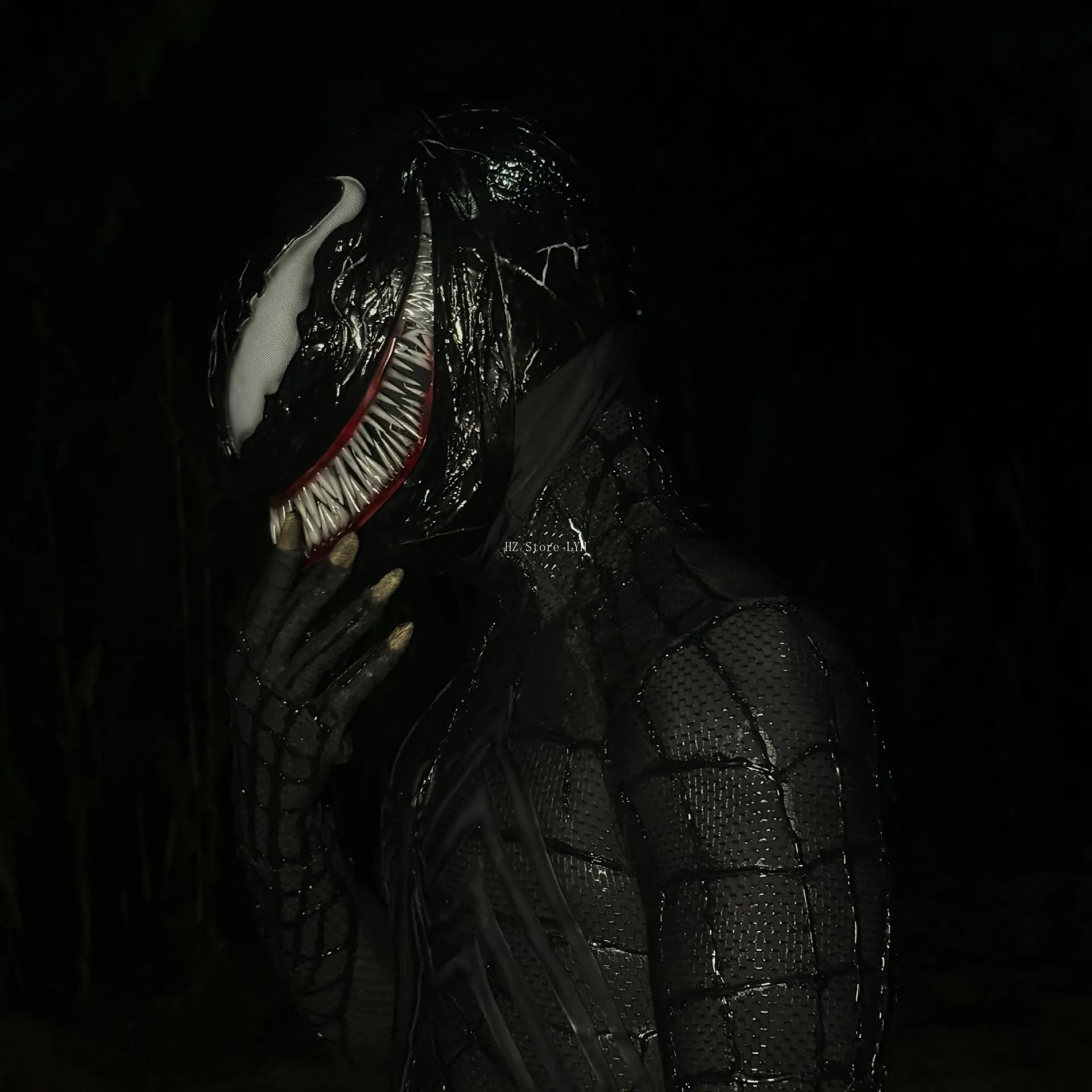 Костюм Человека-паука Marvel Venom с маской подвижный подбородок 1:1 3D цветной печать