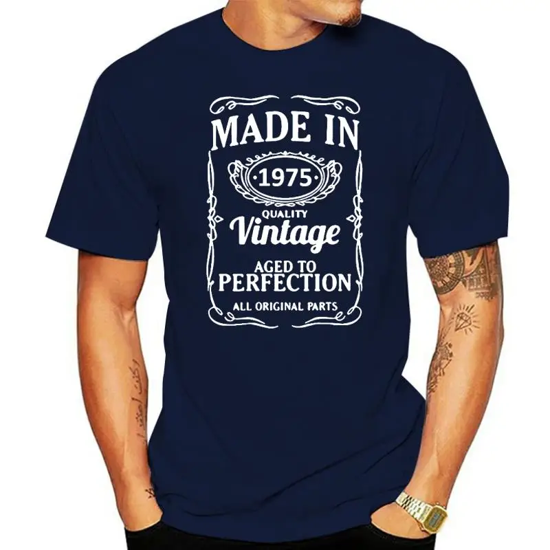 

Vintage 1975 46 Years Old T Shirt Men Cotton Short Sleeve T-shirt Tshirt Camiseta Clothing Funny New 46th Father Birthday