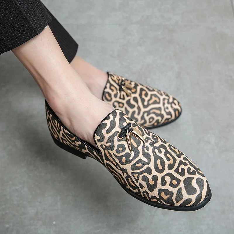 

TOGEE See Trend Brand Men shoes Fashion Leopard Print Slip-On Loafers Classic All-match Outdoor man Casual shoes Plus Size 38-48