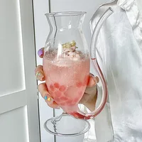 Стаканы необычной формы#2