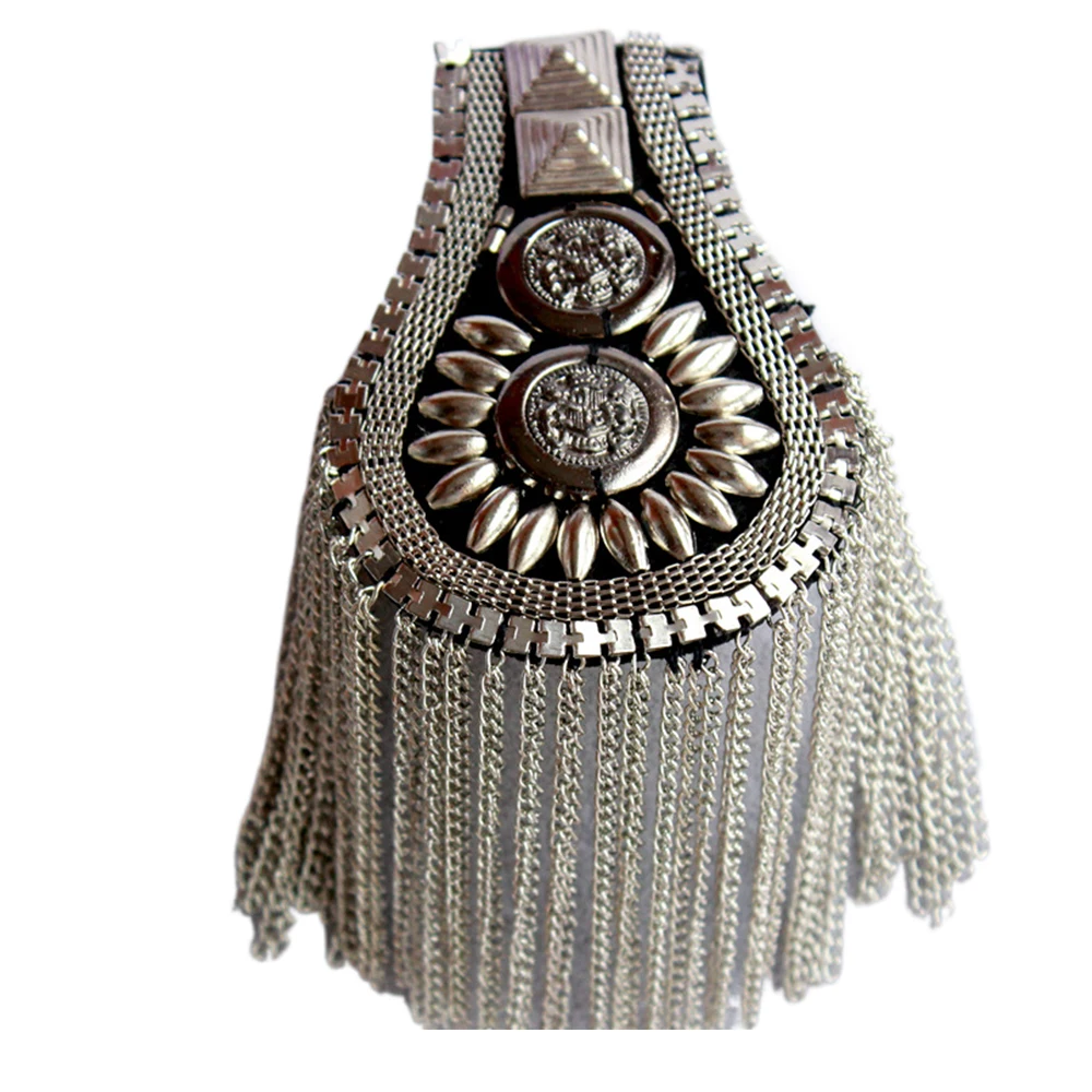 

Rivet Epaulette Tassel Punk Epaulet Shoulder Handmade Clothing Accessories Suit Decoration Fringed Shoulder Stamp T9FOOFDEY