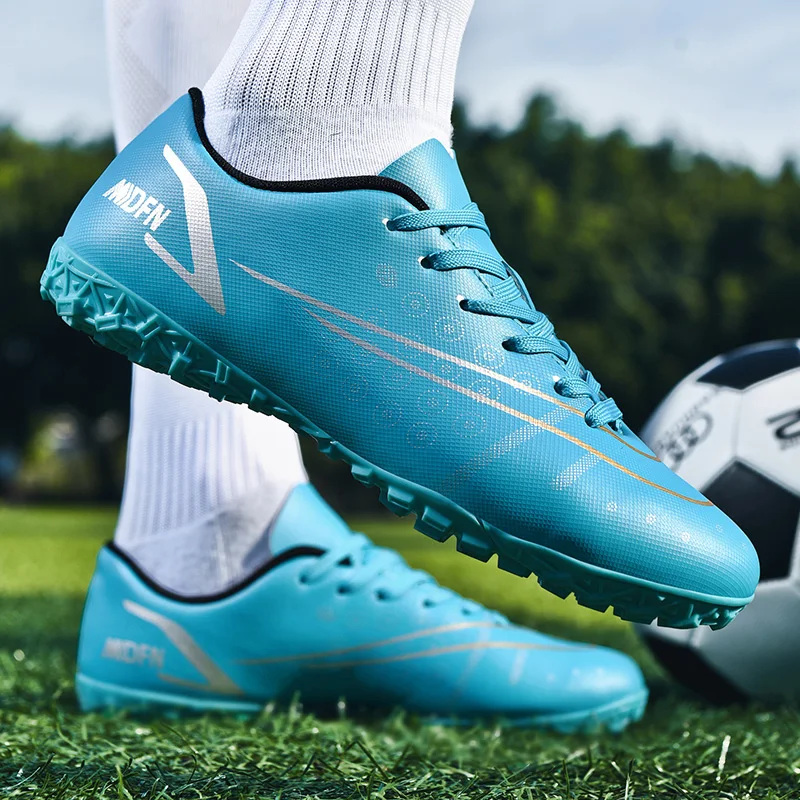 Hot Sale Soccer Shoes Men Soft Running Sports Shoes Outdoor Outdoor Activities Sneakers for Men Big Size 32-47