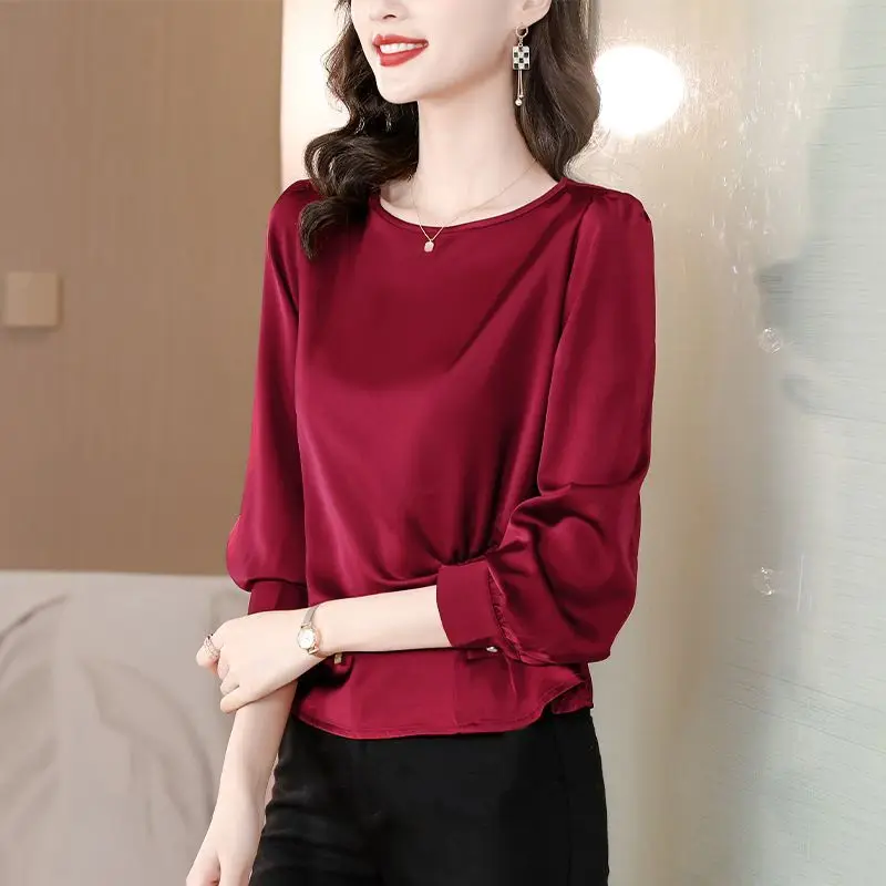 Рисунок 4 - Топ женский атласный с длинным рукавом