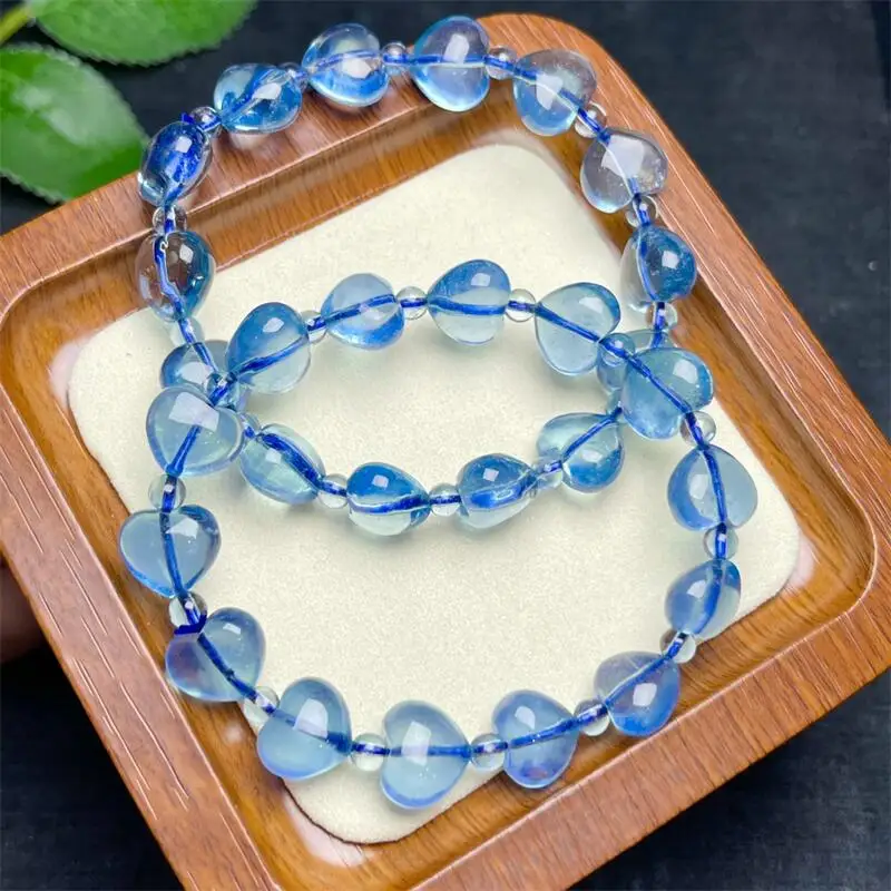 Браслет женский из натурального аквамаринового сердца 1 шт.