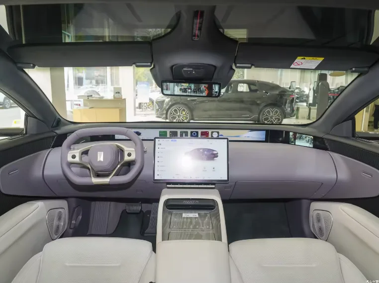 Доставка зарядных столов + горячая распродажа 2024 года Chang an Avita 12 транспортные