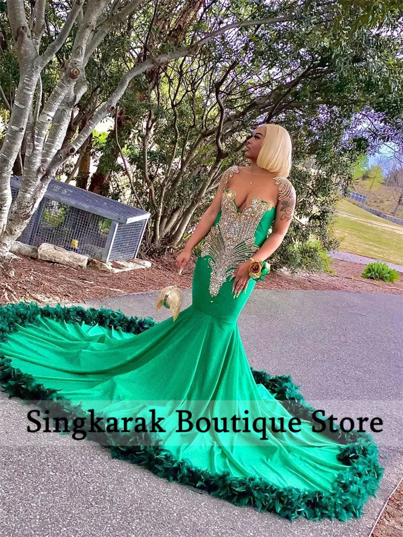 

Sparkly Green Crystals Prom Dresses Feathers Rhinestones Sexy Mermaid Birthday Party Dress Wedding Reception Gowns Robe De Bal