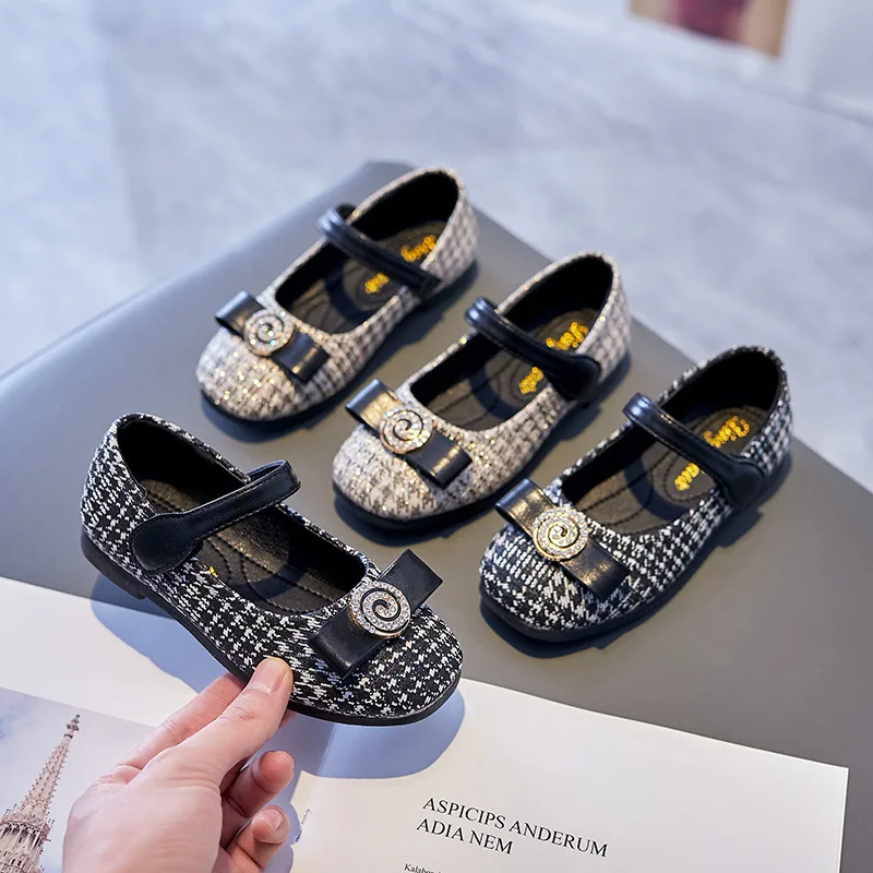 

Черные кожаные туфли для девочек в британском стиле, новинка 2022, Детские демисезонные туфли для принцесс на мягкой подошве, обувь для детей
