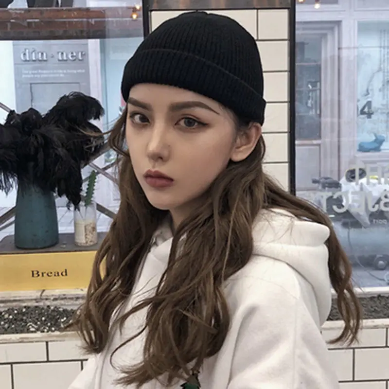 

Женская вязаная шапка без козырька в стиле хип-хоп