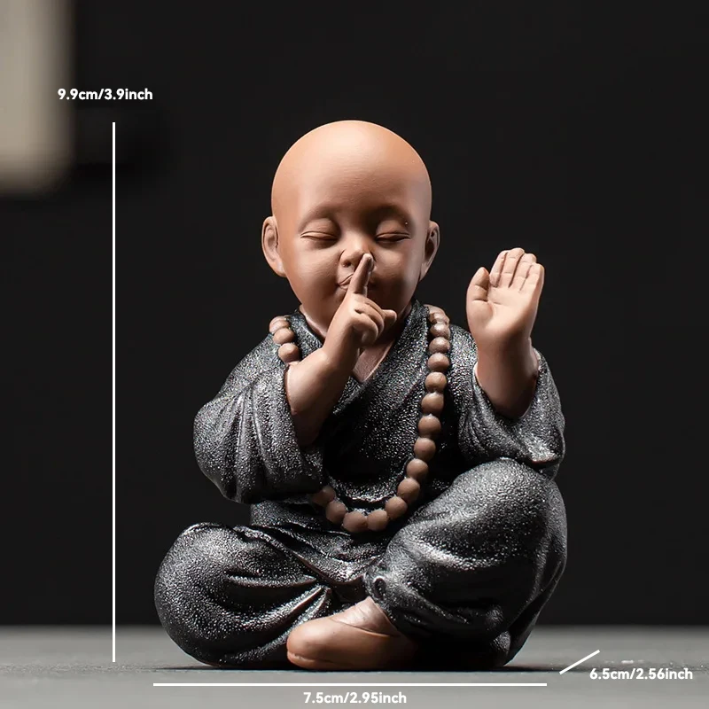 

Миниатюрная статуэтка Будды-монаха из черной керамики