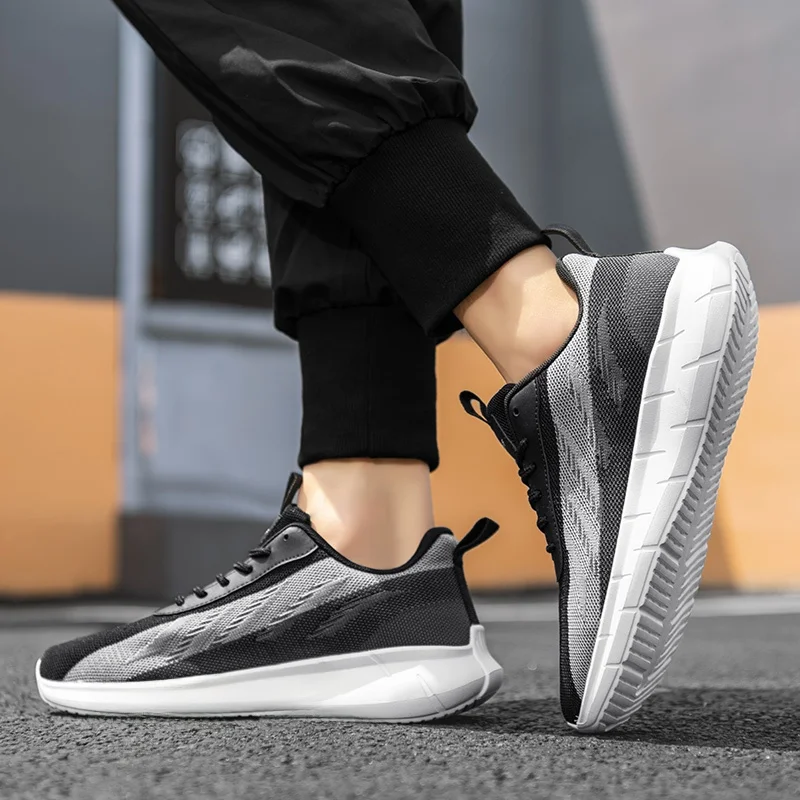 Мужские кроссовки больших размеров 45 нескользящая дышащая сетчатая поверхность