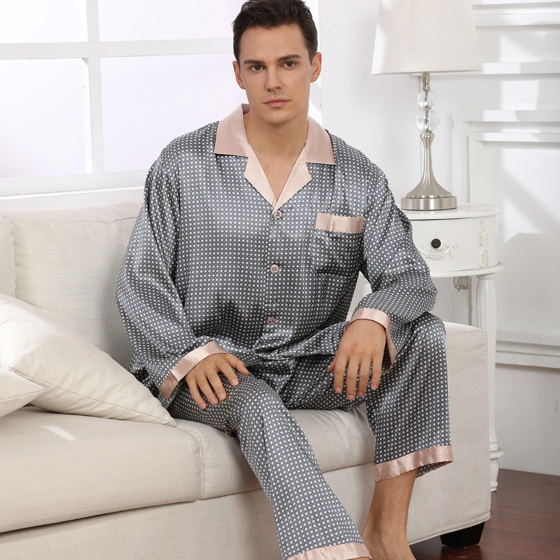 Home Comfort Men Nightwear Euro/US Size Long Sleeve Pajamas Sleeping Housewear Silk Pajamas for Men Sleepwear Mens Pajama Set