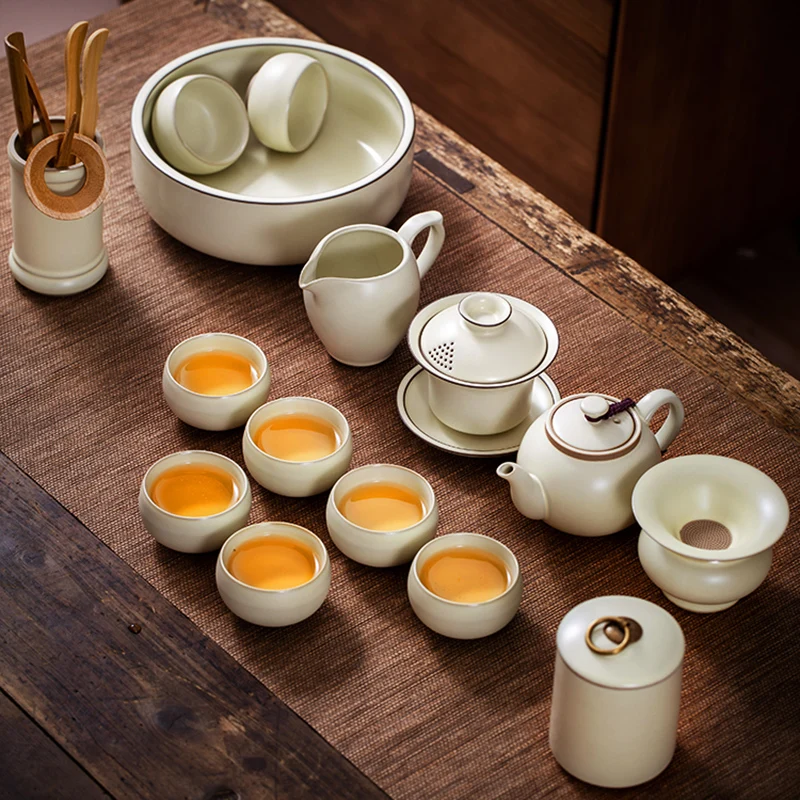 

Керамический чайный набор, чайный сервиз Gaiwan подарок, послеобеденный чайный сервиз, вращающийся домашний чайный набор Tetera De, керамические аксессуары для чая GPF40XP