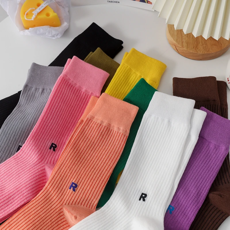 

Korea Fashion Letter R Solid Color Socks Women Candy Color Retro Socks Street Sports Man Couple High Quality Cotton Long Socks