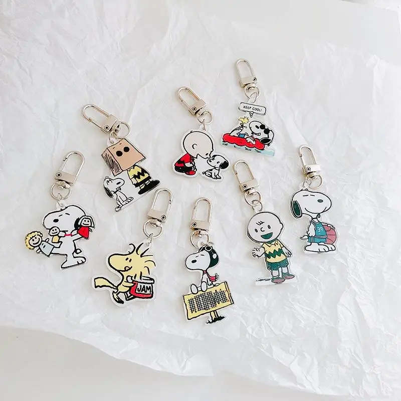 

Snoopy Charlie Cartoon Keychain Cute Personality Acrylic Bag Pendant Couple Accessories Keychain Kawaii Anime Toy for Girl Gift