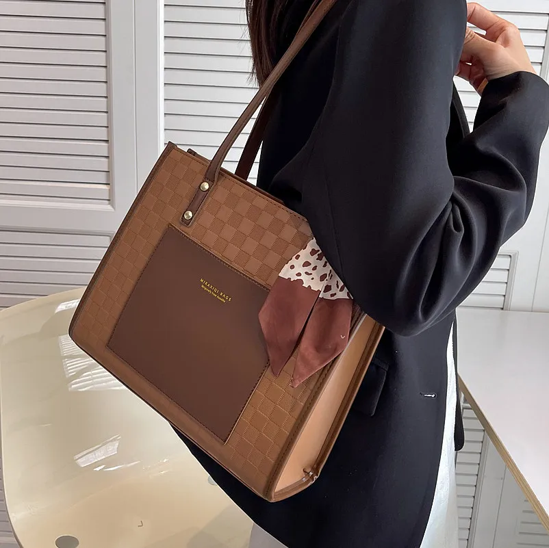 Big Women'S Handle Shoulder Bag 2023 New Net Celebrity Tote Bag Women'S Large-Capacity Work Commuter Bag Texture Shoulder Bag