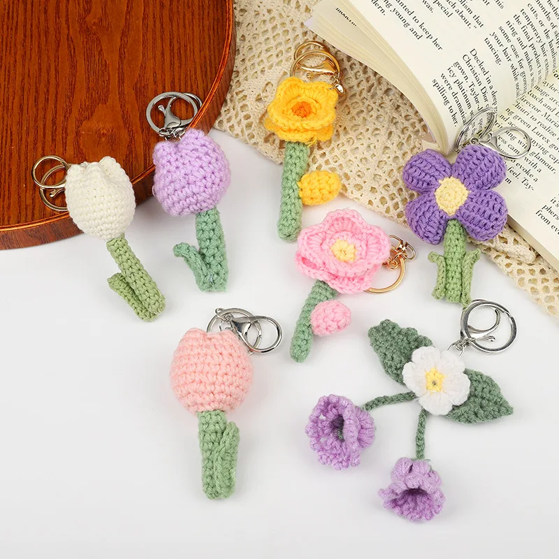 

Knitting Flower Keychains Unique Knitted Bouquet Keychains For Car Keys Accessories Women Weaved Floral Cute Keyrings Wholesale