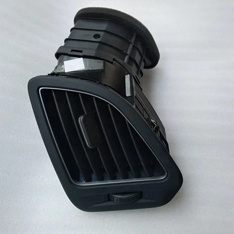 Рамка розетки кондиционера переменного тока на передней приборной панели для