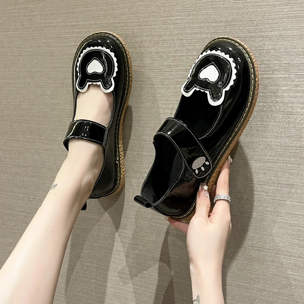 

Lolita shoes cosplay round head cute student shoes Japanese retro soft-soled leather shoes flat shoes
