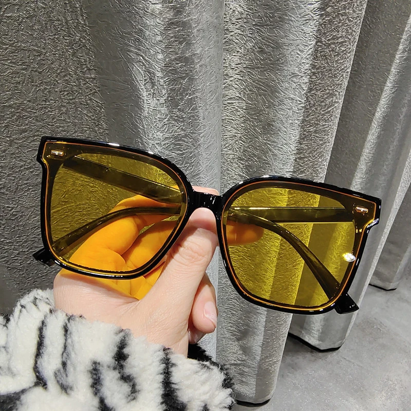 

Очки солнцезащитные женские и мужские в квадратной оправе, винтажные модные брендовые дизайнерские, большие, с защитой от ультрафиолета