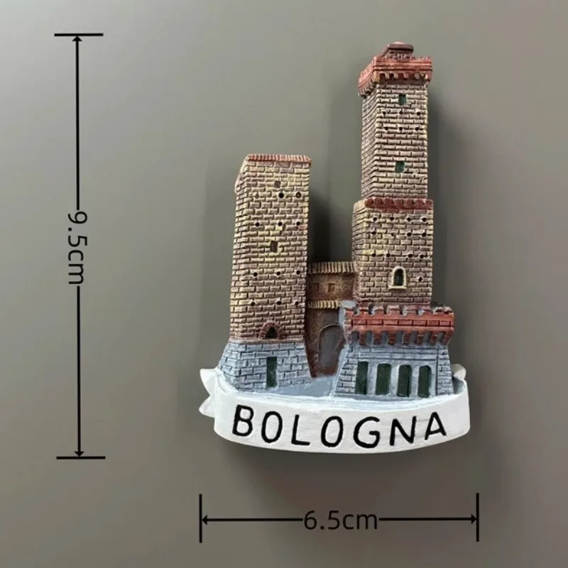 

Магниты на холодильник Италия