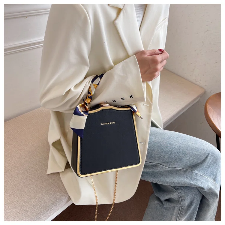 

Шелковый шарф женская маленькая квадратная сумка новая модная сумка брендовая Ретро сумка на цепочке сумка-мессенджер через плечо
