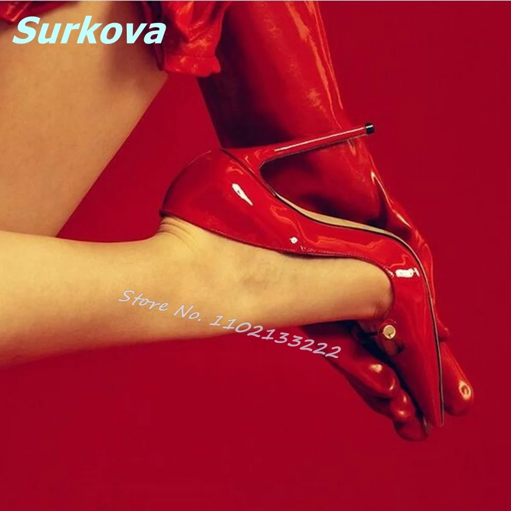 

Туфли-лодочки с острым носком из лакированной кожи, на тонком высоком каблуке