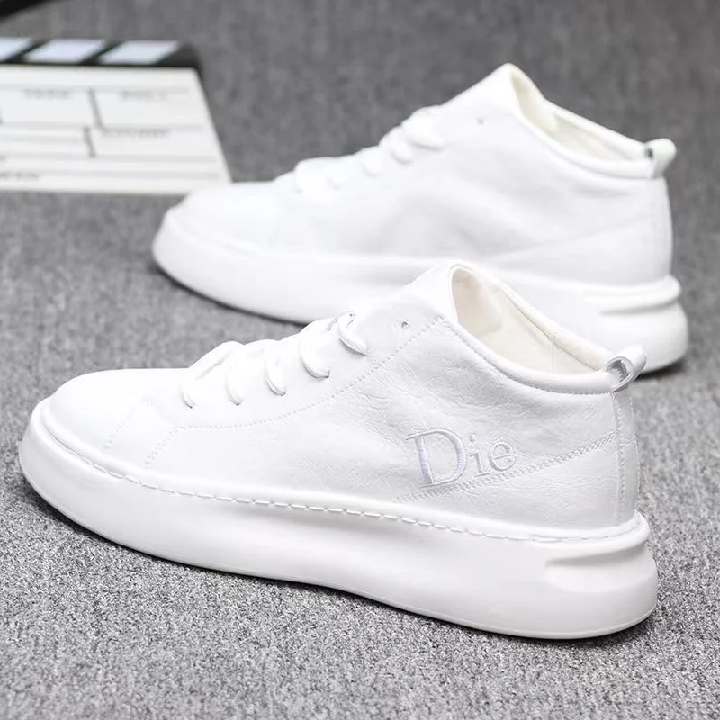 

Men Sneakers shoes Spring autumn small white shoes The trend of new Male sports shoes increase Light soft Fashion casual shoes