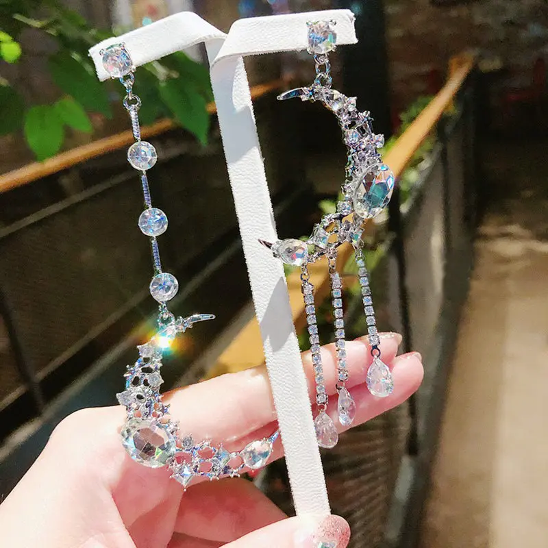 

2023 New Korean Metal Shiny Crystal Asymmetric Moon Long Drop Earrings For Women Trendy Luxury Party Accessories