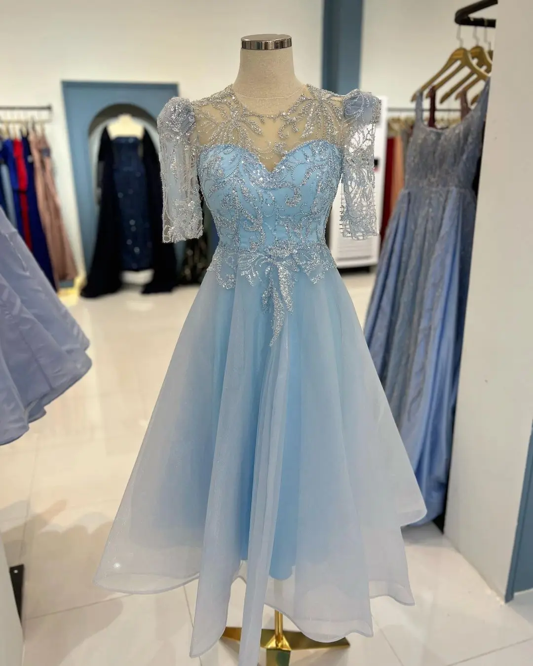 

Light Sky Blue Tulle Formal Occasion Dresses Beadings Sequined Tea Length Dubai Women's Prom Dresses Half Sleeves Evening Dress